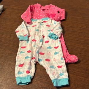 Set of 2 long sleeve sleepers. Koala Baby and Falls Creek Baby Brands